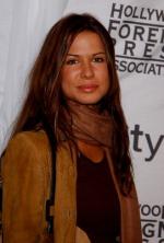 Рона Митра: 271x400 / 24 Кб