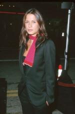 Рона Митра: 264x400 / 16 Кб