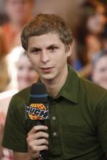 Майкл Сера: 267x400 / 19 Кб