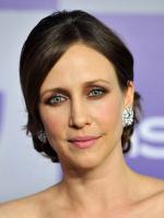 Вера Фармига: 300x400 / 19 Кб