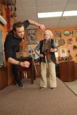 Джоэл МакХэйл: 400x600 / 48 Кб