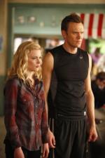 Джоэл МакХэйл: 400x600 / 38 Кб