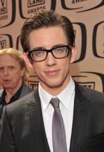 Джоэл МакХэйл: 275x400 / 24 Кб