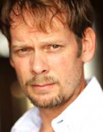 Дж. Д. Эвермор: 1604x2048 / 258 Кб