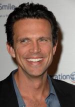 Эшли Хэмилтон: 281x400 / 20 Кб