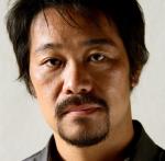 Tsuyoshi Abe: 1162x1135 / 179 Кб