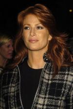 Энджи Эверхарт: 271x400 / 27 Кб