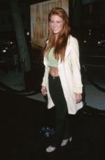 Энджи Эверхарт: 264x400 / 14 Кб