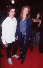 Энджи Эверхарт: 252x400 / 18 Кб