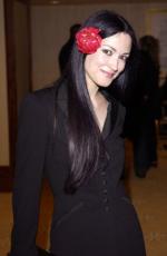 Джули Дрейфус: 261x400 / 16 Кб