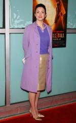 Джули Дрейфус: 247x400 / 21 Кб