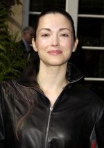 Джули Дрейфус: 283x400 / 22 Кб