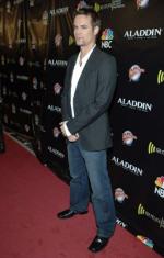 Шейн Уэст: 256x400 / 24 Кб