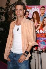 Шейн Уэст: 265x400 / 33 Кб