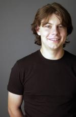 Патрик Фьюджит: 261x400 / 14 Кб