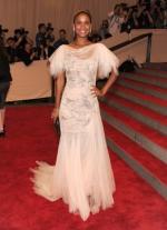 Джой Брайант: 291x400 / 25 Кб