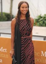 Джой Брайант: 286x400 / 25 Кб