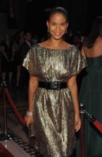 Джой Брайант: 263x400 / 24 Кб