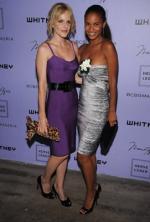 Джой Брайант: 271x400 / 24 Кб