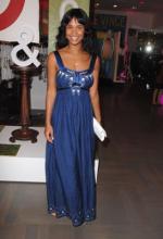 Джой Брайант: 273x400 / 22 Кб