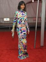 Джой Брайант: 296x400 / 29 Кб