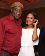 Джой Брайант: 326x400 / 22 Кб