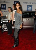 Джой Брайант: 295x400 / 30 Кб