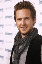 А.Дж. Бакли: 267x400 / 20 Кб