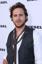 А.Дж. Бакли: 267x400 / 23 Кб