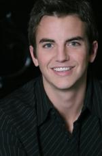 Коуди Доркин: 500x758 / 44 Кб