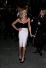 Сара Мишель Геллар: 271x400 / 20 Кб