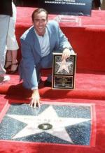 Николас Кейдж: 275x400 / 32 Кб