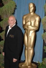 Фрэнк Ланджелла: 271x400 / 24 Кб