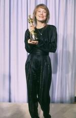 Сисси Спейсек: 292x450 / 22 Кб