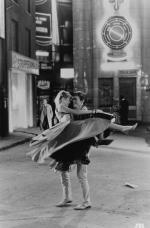 Пэтси Кэнзит: 1351x2048 / 332 Кб