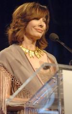 Энн Арчер: 255x400 / 25 Кб