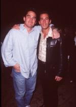 Дин Кэйн: 282x400 / 18 Кб