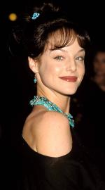 Дэна Дори: 1140x2048 / 203 Кб