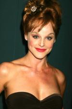 Дэна Дори: 1365x2048 / 352 Кб