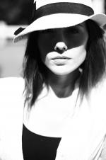 Эдриэнн Уилкинсон: 1365x2048 / 194 Кб