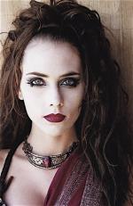 Эдриэнн Уилкинсон: 293x450 / 38 Кб