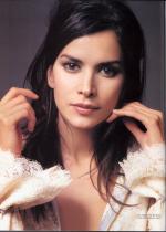 Патрисия Веласкес: 1464x2048 / 531 Кб