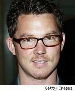 Шон Хэтоси: 200x240 / 12 Кб