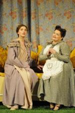 Lee Delong: 399x600 / 61 Кб