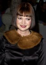 Дина Спайби: 426x600 / 41 Кб