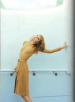 Антония Кэмпбелл-Хьюджес: 1382x1875 / 774 Кб