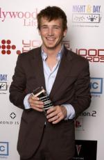 Уильям Ли Скотт: 261x400 / 24 Кб