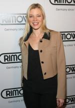 Эми Смарт: 277x400 / 21 Кб