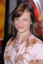 Эми Смарт: 269x400 / 25 Кб