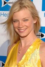 Эми Смарт: 266x400 / 26 Кб